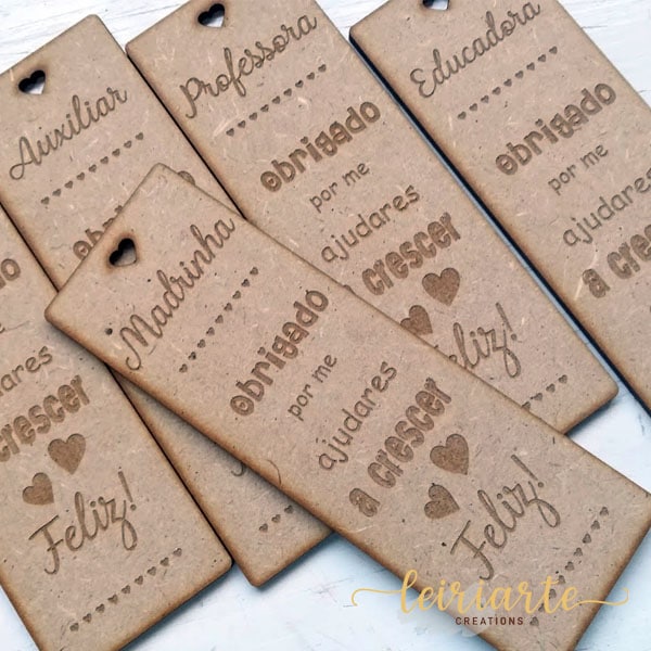 Marcadores de Livro Personalizados em MDF
