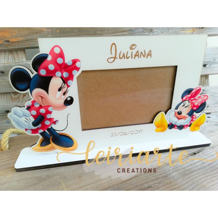 Moldura Colorida da "Minnie de Vermelho"