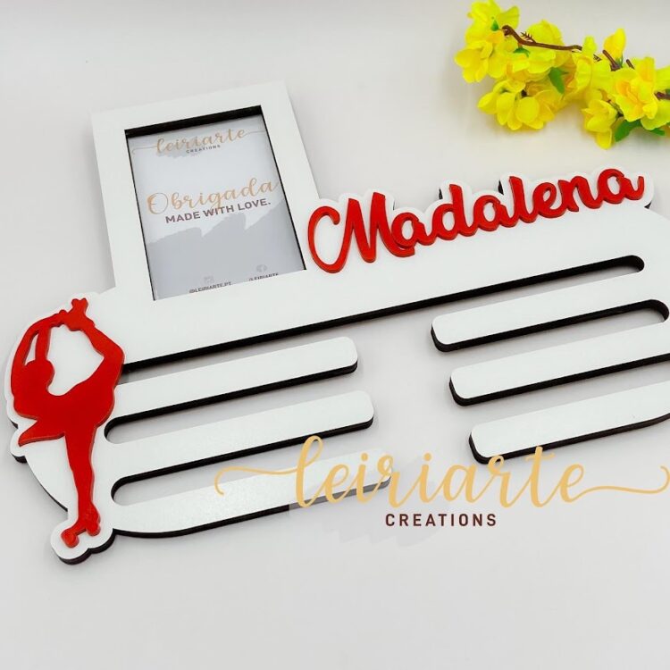 Porta Medalhas Personalizado com Moldura - Patinagem Artística 4 Rodas